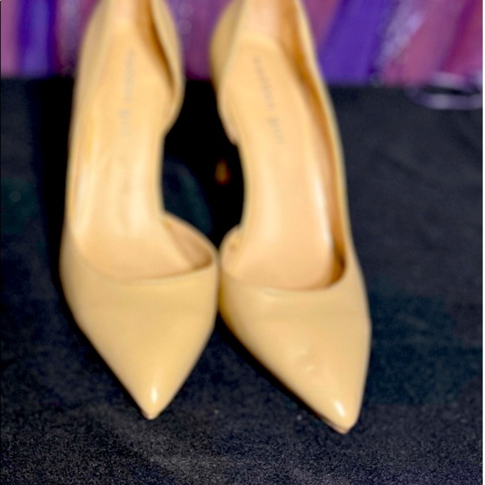 Womens shoes $10